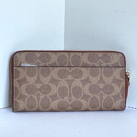 Coach C7204 Accordion Zip Phone Wallet Ski Patches Signature Canvas Women’s - Picture 3 of 8